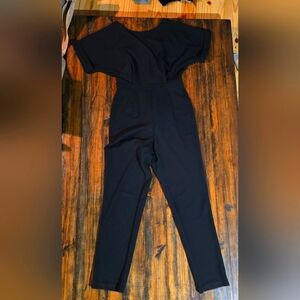 Alexia Admor Black Short Sleeve Jumpsuit